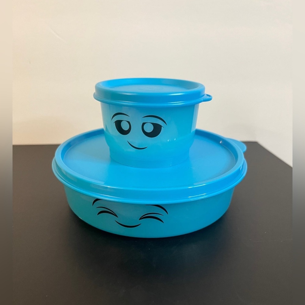 Tupperware smiley faces set